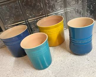 55 Le Creuset Utensil Crock Selectionmin