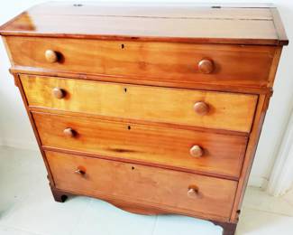 BUTLER'S CHEST, NEW ENGLAND ORIGIN, LATE 18TH CENTURY WITH 19TH CENTIRY EMPIRE PERIOD KNOB PULLS - CHERRY HARDWOOD