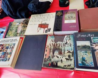 LARGE SELECTION OF VINTAGE ART BOOKS