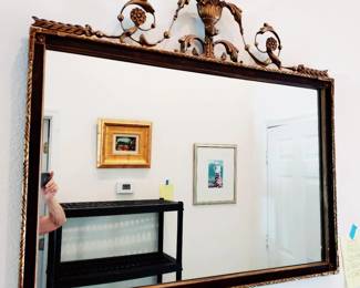 ANTIQUE FEDERAL PERIOD LARGE ORNATE WALL MIRROR