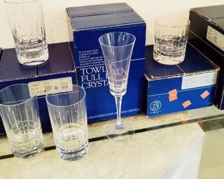 TOWLE CRYSTAL GLASSES - LIKE NEW