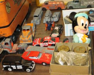 Model cars, Disney Figure, Antique Ford Hub caps