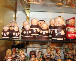 Friar Tuck S and P and Pitchers, Mugs, More