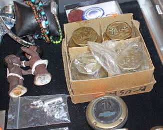 Americana S P, Pins, Model T Hub Caps