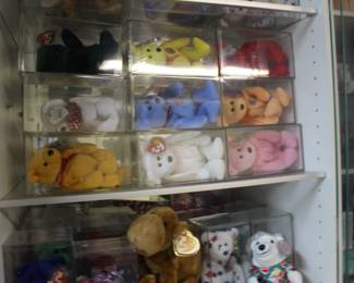 Vintage Beannie Babies, just in time for Christmas