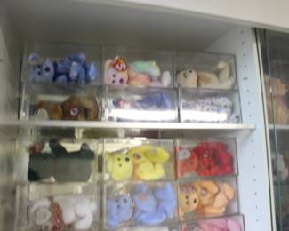 Vintage Beannie Babies, just in time for Christmas