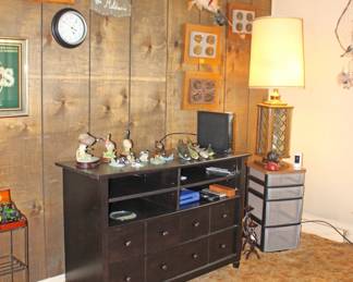 Credenza, Fish Mounts, Decorator Fish, Lamp