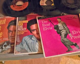 Records Elvis 45s