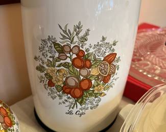 Vintage Corningware Pattern