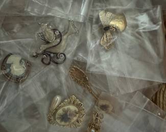 Bagged jewelry