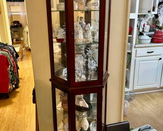 Lighted curio cabinet 