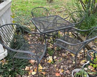Mesh patio set