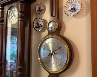 Howard Miller Barometer/Hygrometer 