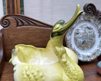 Hull Pottery Goose Planter