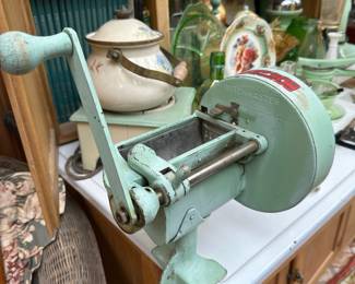 1930's Sunbeam Kitchmaster Shredder/Grinder