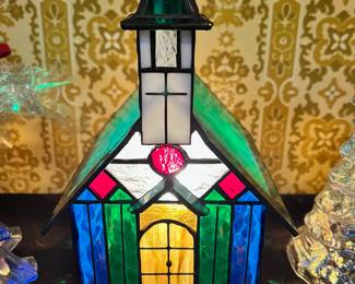 Tiffany Style Light-Up Chapel