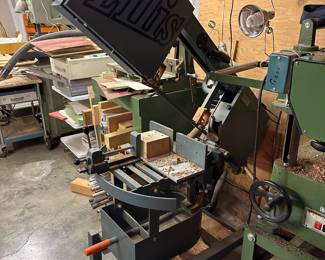Ellis Mitre Band Saw - Model # 1500