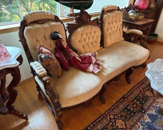 Late 1900's Victorian Triple Medallion Sofa