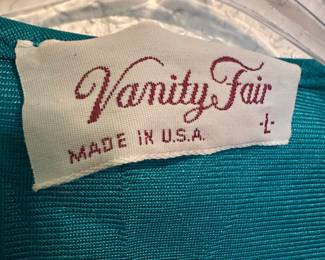 Vanity Fair Teal Nightgown with Embroidered Floral Design – Size Large