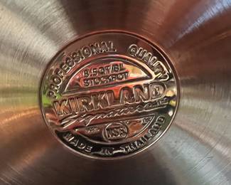 Kirkland Signature 8.5 QT Stock Pot