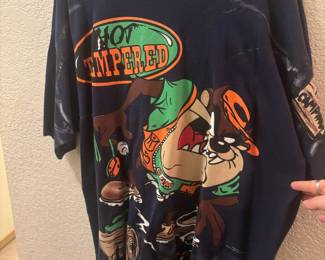1997 Looney Tunes Camping Tasmanian Devil Graphic T-Shirt Size XL