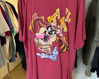 Looney Tunes TAZ Tasmanian Devil Graphic T-Shirt - Size XL