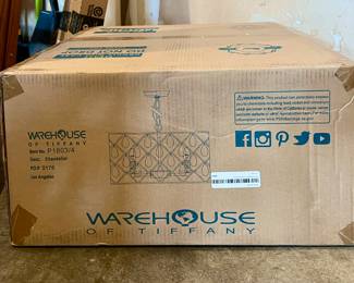 Chandelier / Light Fixture