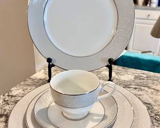 Mikasa Dinnerware / China Set