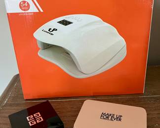 Make Up and Nail Dryer