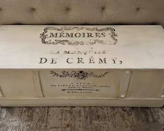 Gorgeous Memories Chest