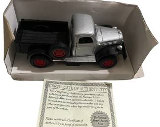 1946 DODGE POWER WAGON Truck 132 Scale