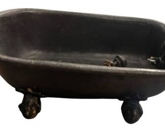 Durham Diecast Dollhouse Bathtub