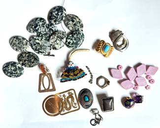 Loose Natural Stones, Single Earrings & Jewelry Remnants For Crafts Projects
Lot #: 157