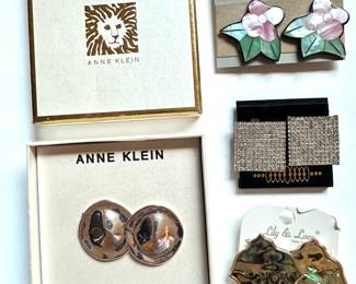 4 Pairs New Clip-on Earrings From Anne Klein, Lily & Lucy, Lita & More
Lot #: 106