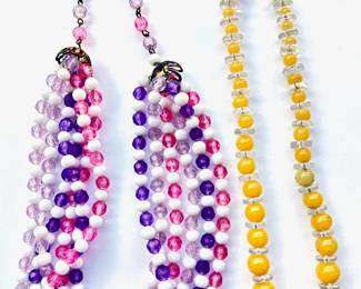 2 Vintage Beaded Necklaces
Lot #: 115
