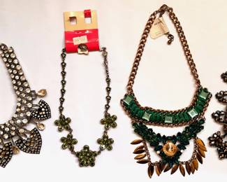 4 New Necklaces, 3 With Tags By Cinderella Club, Gramercy Project & More
Lot #: 85