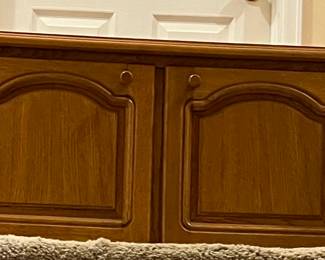 Storage Trunk (top opens w/shelf & doors),