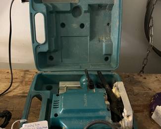 Makita Router w/Case  3621,