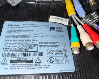 SAMSUNG 75” Smart TV (UN75NU7100),