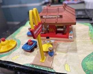 Fisher Price McDonalds complete