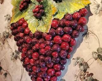 Grape motif wall hanging