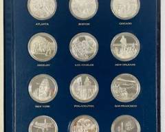 The Franklin Mint American Bicentennial Sterling Silver Medal Collection - 12 Coins W/ Certificate Of Authenticity. Approx 240 Grams In Total
