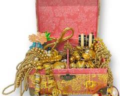 Fine 10 grams Sterling Silver Brooch and Assorted Costume Jewelry Gold Tone Necklaces, Earrings, Brooches, and Pendants Lot
