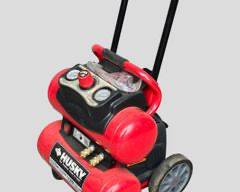 HUSKY 1.5 HP 4 Gallon Portable Air Compressor
