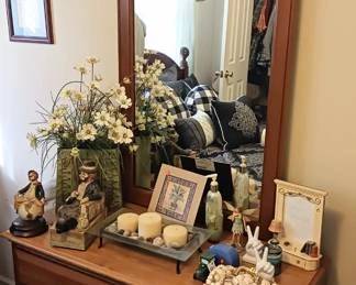 Miscellaneous Candles, Tabletop Decor, Figurines and Knick Knacks Throughout!