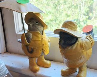 Cute little resin bird decor