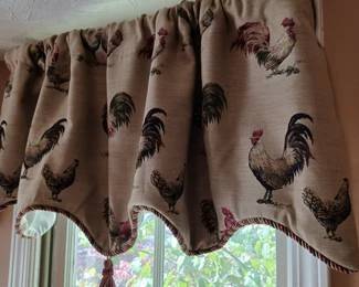 Set of 3 Rooster Valances