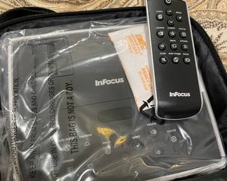 Infocus home projector 