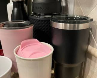 Yeti and Starbucks coffee mugs/tumblers