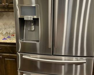 Samsung stainless steel French door refrigerator 